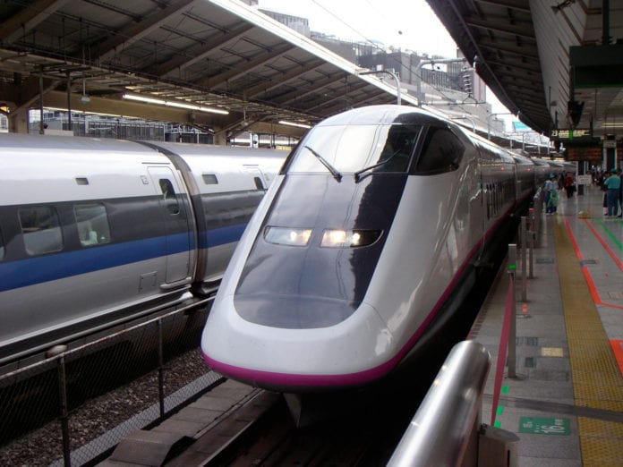 samsung kddi train 5G