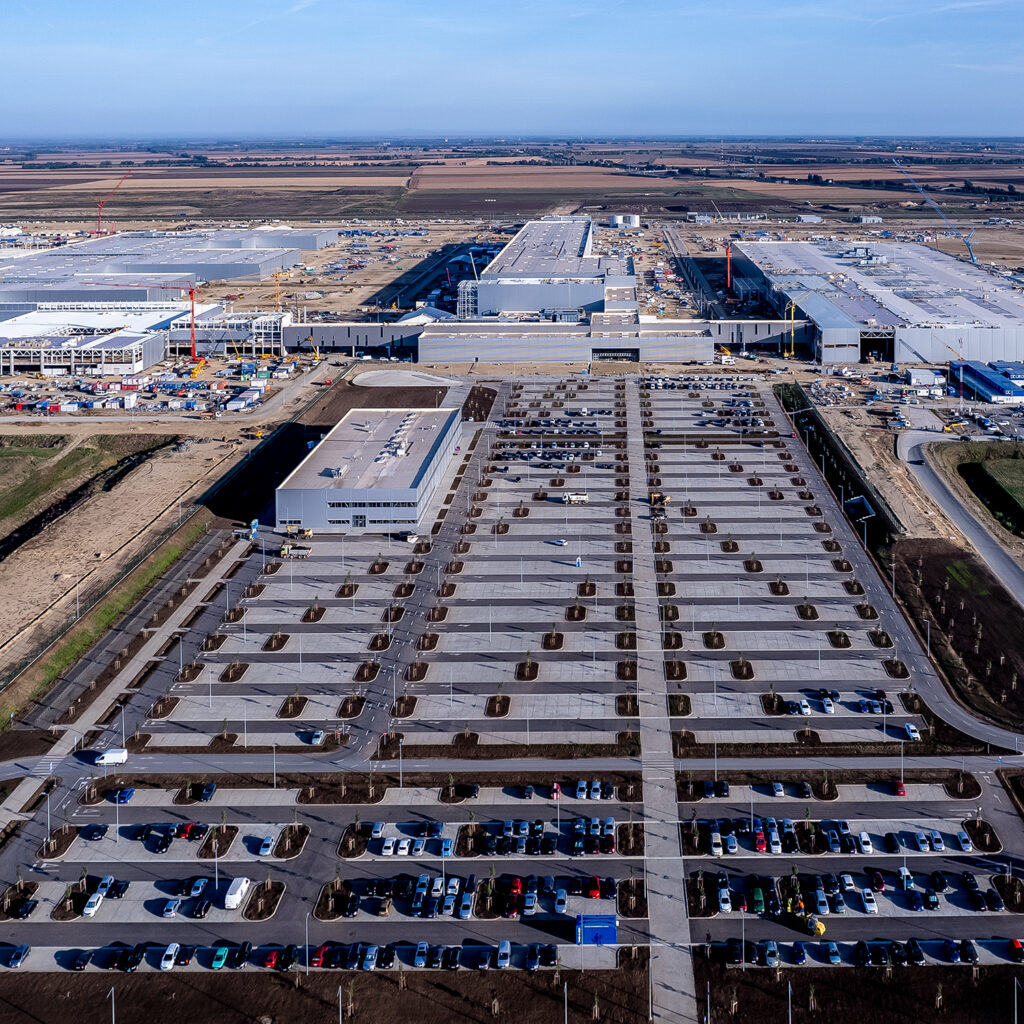 “Fully connected” – BMW opens “most innovative” AI car factory in Hungary 6 Image: BMW
